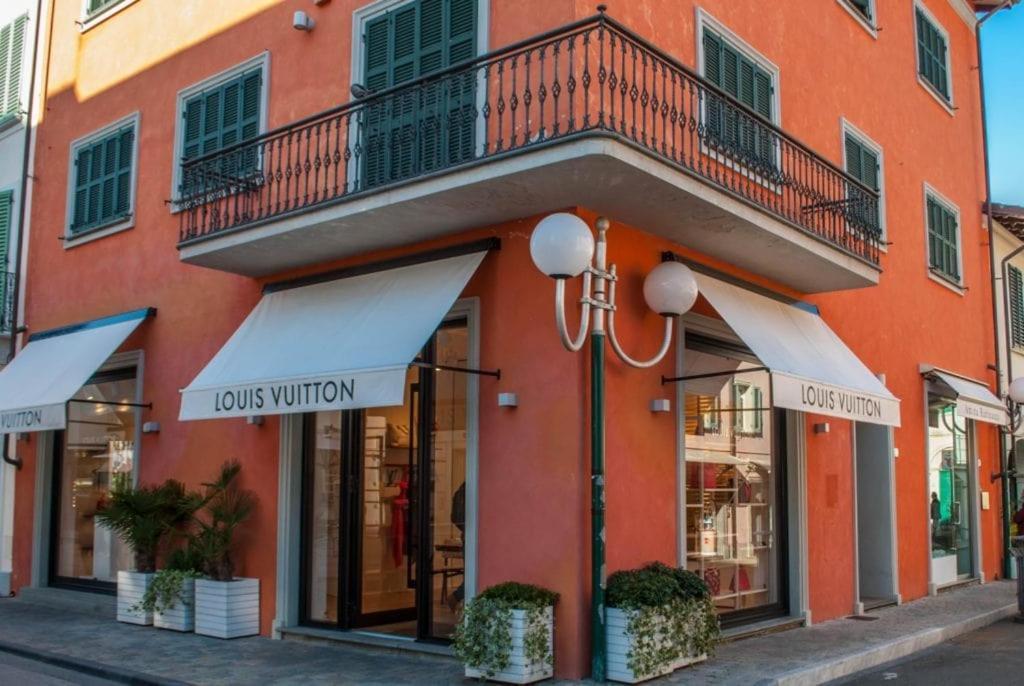 Hotel Crystal Marina di Pietrasanta Buitenkant foto